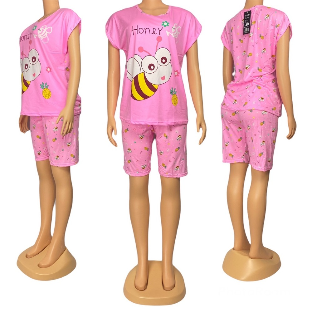 Women Cute Short Sleeve T-shirt Shorts Set Pajamas Homewear Sleepwear Nightwear
